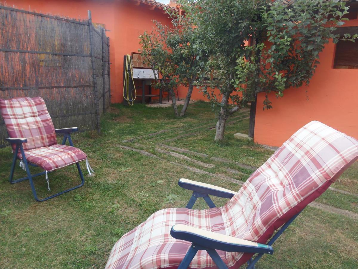 El Uncar Villa Castrejon de la Pena Eksteriør billede